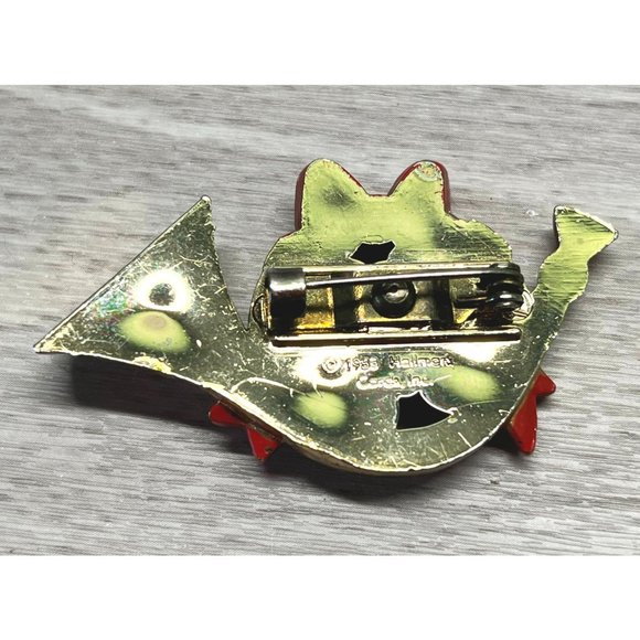 Vintage 1983 Christmas Hallmark Joy French Horn Brooch Pin Gold Tone 2" Across - Picture 4 of 4